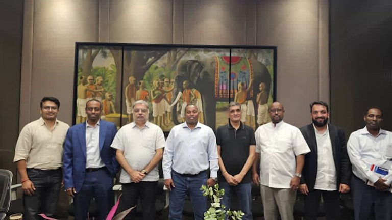 vlcsnap-2025-11-22-00h18m06s189